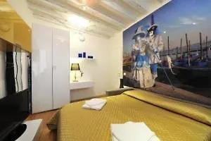 Venice Elegance 0*,